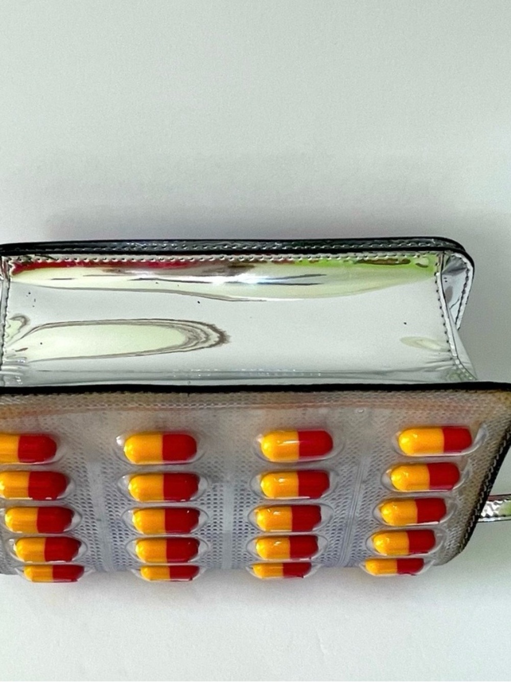 RARE Moschino Pill Pack Bag - Picture 10 of 13